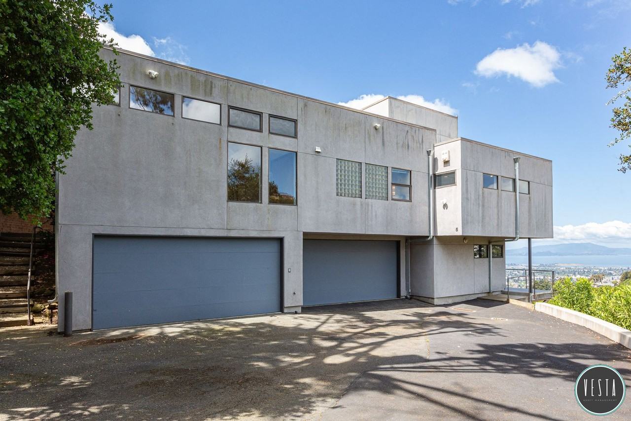 5 Dorothy Pl - Photo 2 of 33