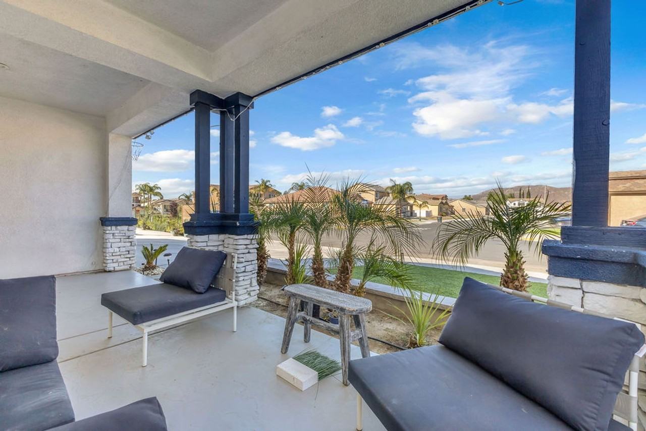 469 Partridge Ln - Photo 7 of 50