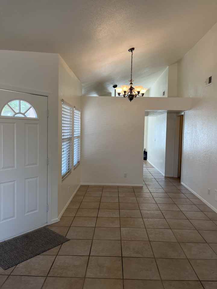 1200 W Boxelder Cir #NA - Photo 3 of 16