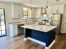 featured image of 1208 King Henry Dr #NA