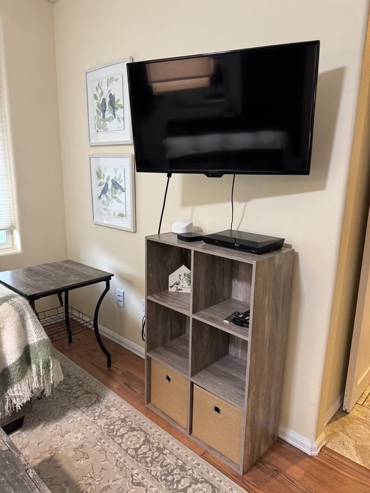 1380 Evergreen Heights Dr #B - Photo 5 of 28