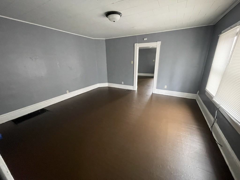 307 Kent Ave #309 - Photo 6 of 11