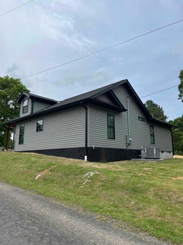 2855 Old Rome Rd Se - Photo 3 of 17