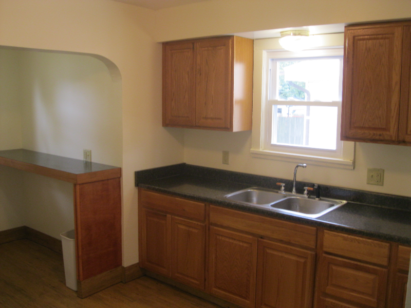 2330 11th St Nw - Photo 3 of 16