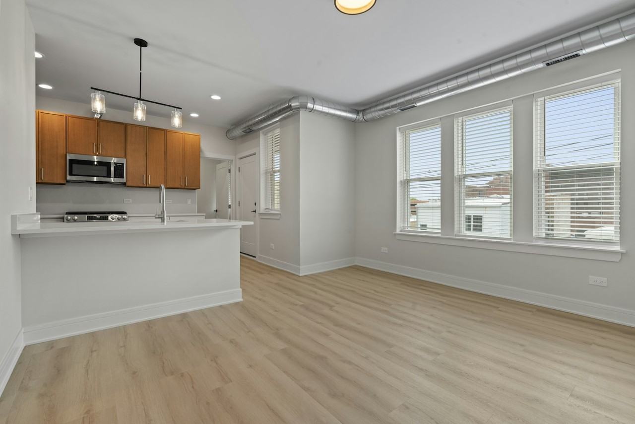 432-436 South Maple Avenue, Unit 432 - 302 - Photo 3 of 21