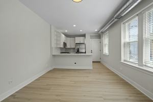 featured image of 432 S Maple Ave