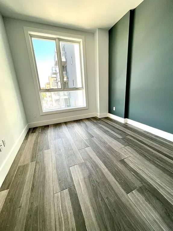 2442 Ocean Avenue - Photo 5 of 10