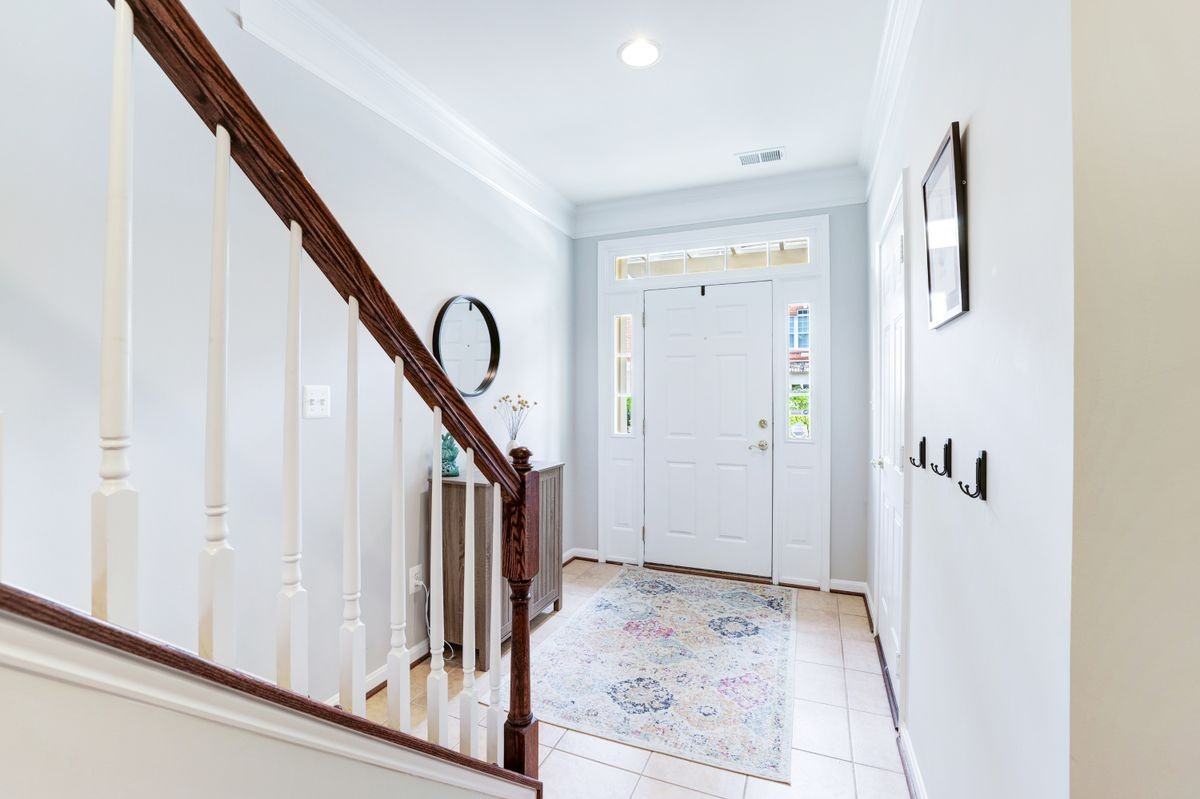 43149 Crosswind Ter - Photo 3 of 25