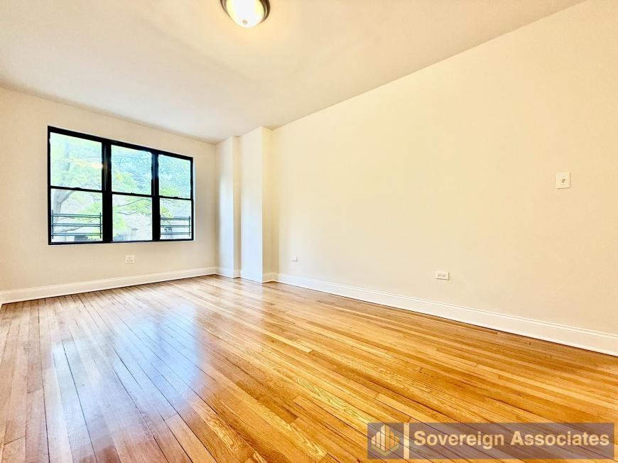 21 Fifth Ave - Photo 3 of 10