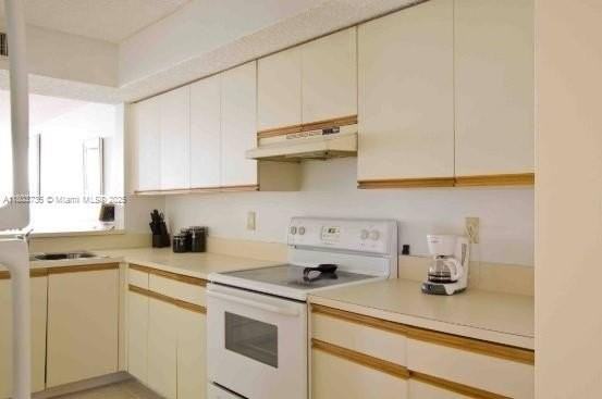 8316 Nw 24th St #8316 - Photo 6 of 17