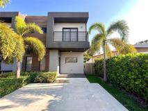 8753 Sw 34th St #1 - Photo 1 of 1