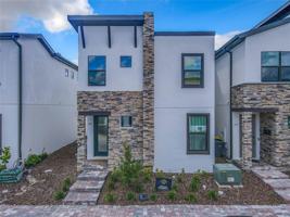 featured image of 208 Villa Domani Cir
