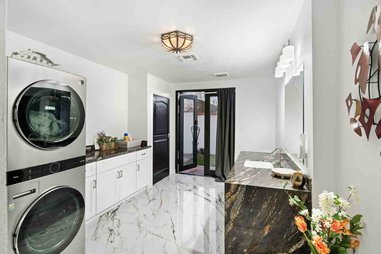 N 13th St - Photo 6 of 17