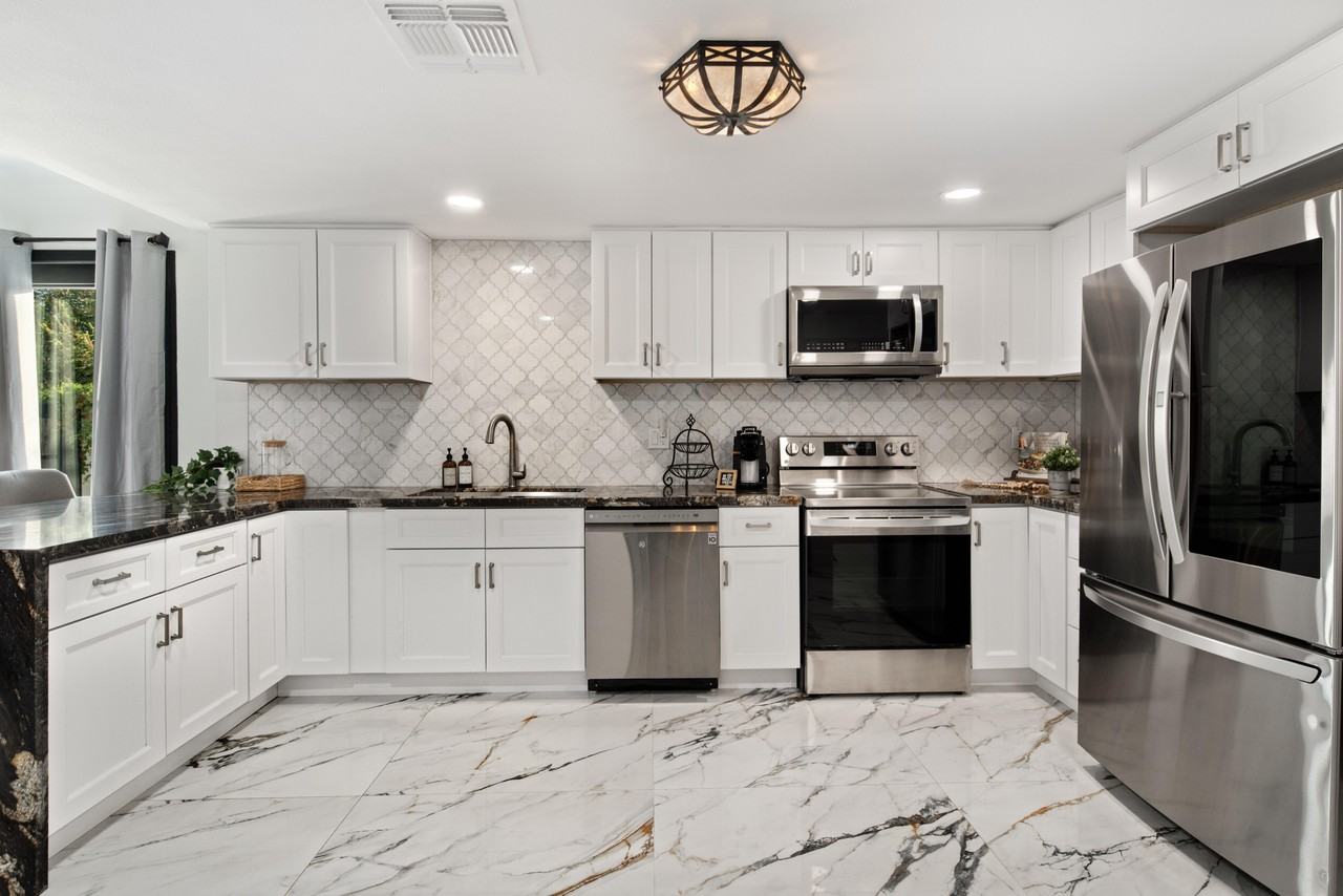 N 13th St - Photo 7 of 17