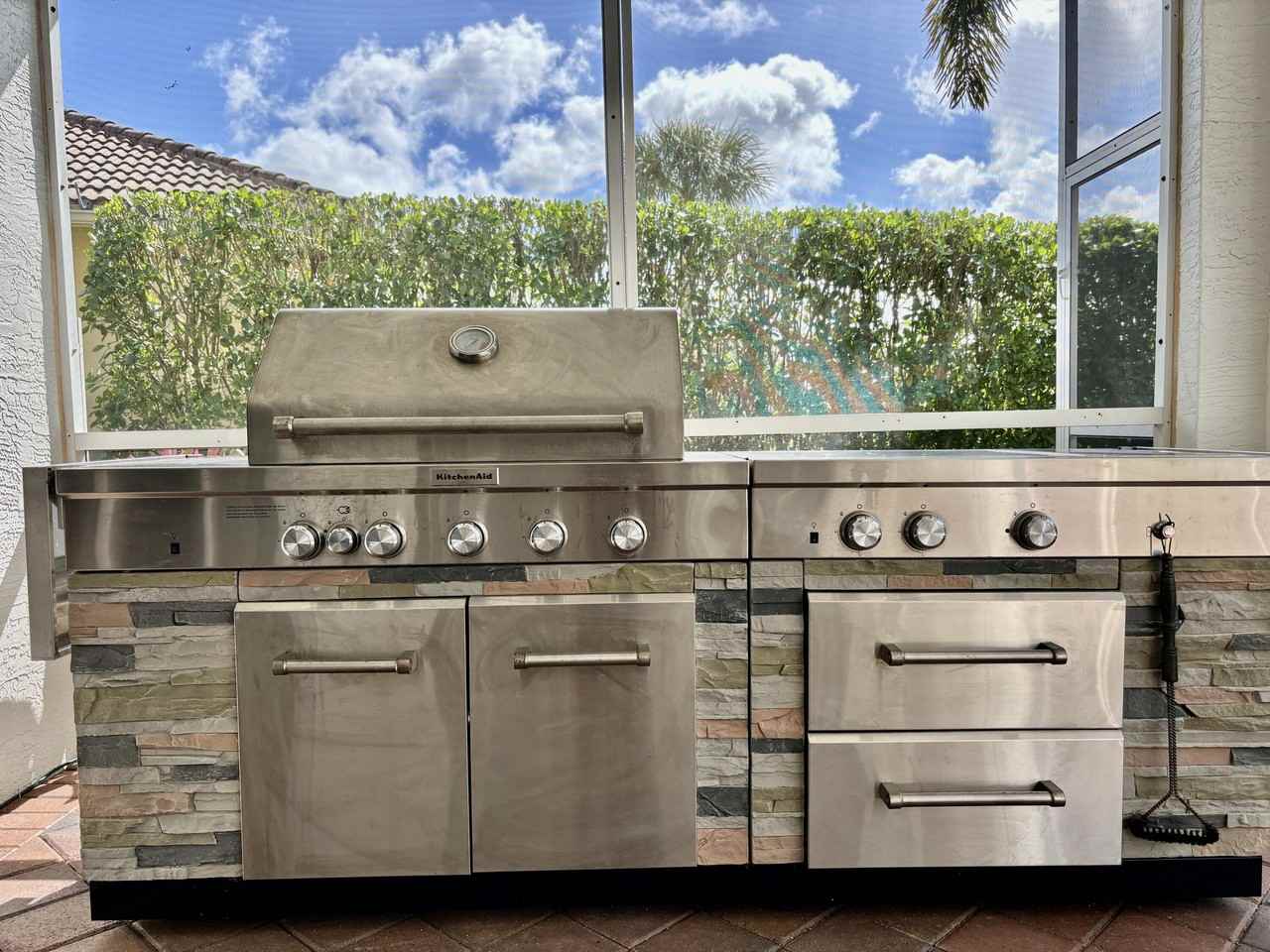 1920 S Club Dr - Photo 4 of 42