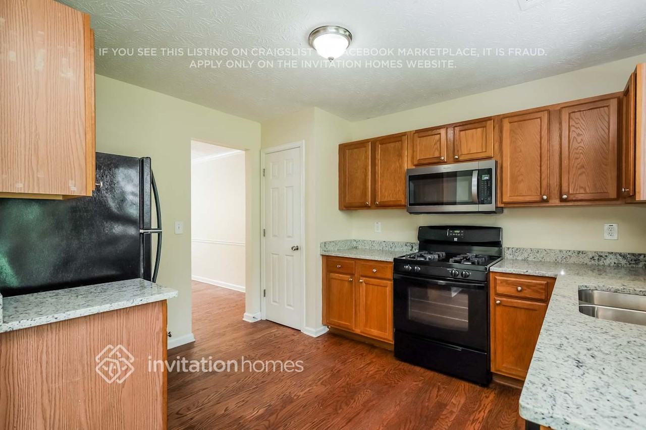 352 Jasmine Dr - Photo 7 of 18