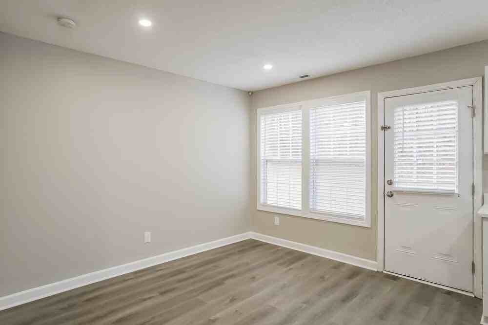 5644 Tealbrook Dr - Photo 6 of 16