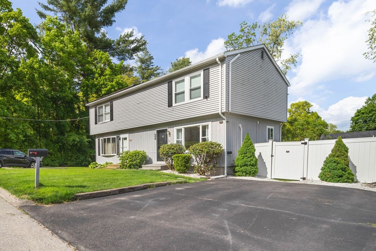 10A Paris Ave - Photo 2 of 27