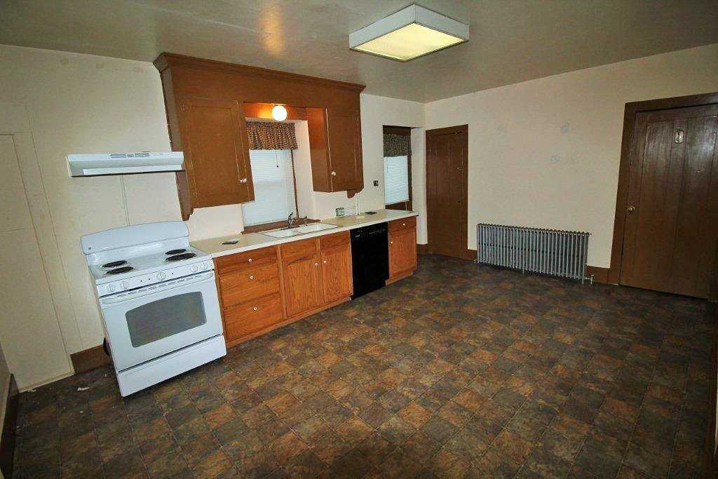 1B Lancaster Ave - Photo 3 of 12