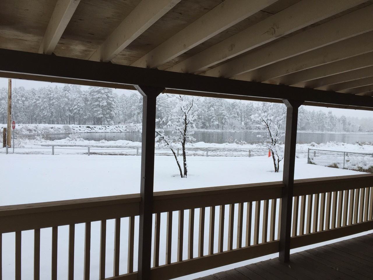 2607 Rainbow Lake Dr - Photo 2 of 14