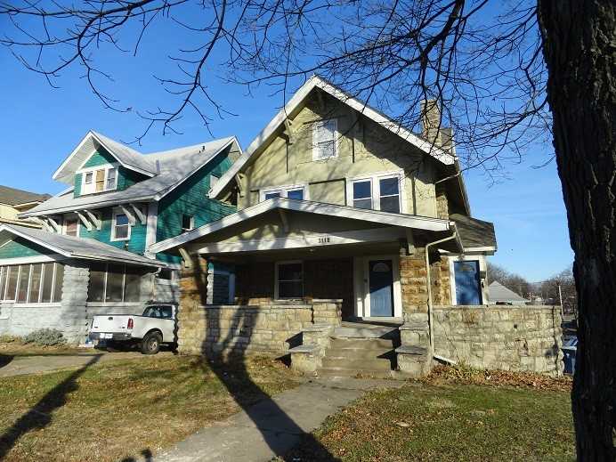 3118 E Linwood Blvd - Photo 2 of 18