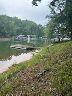 105 North Arrowhead Drive - Photo 3 of 18