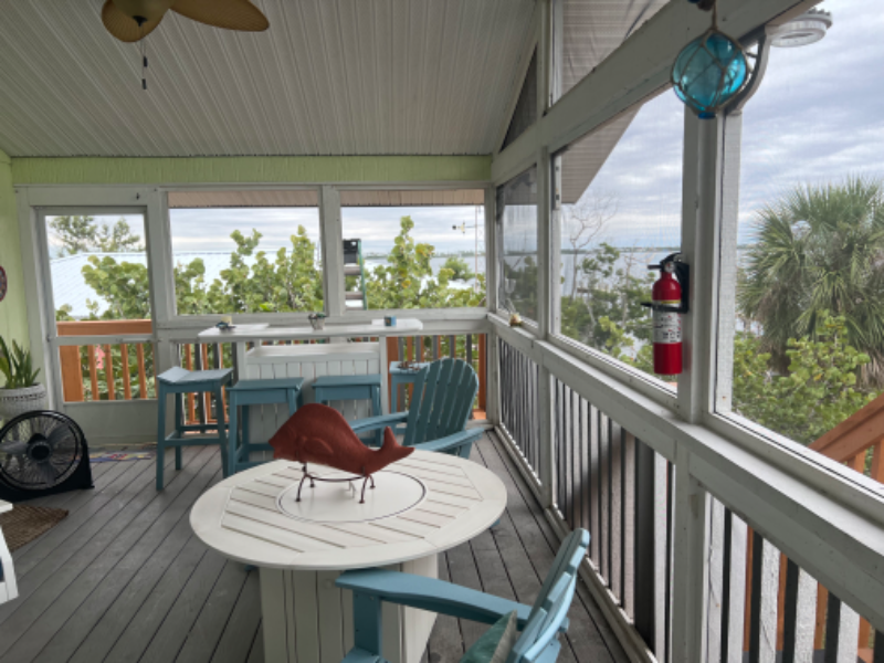 9006 Seagrape Lane - Photo 4 of 15