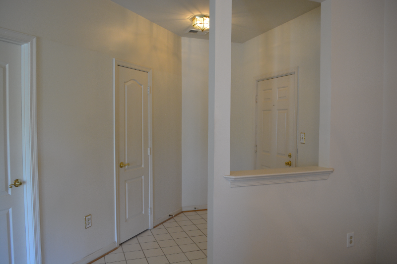43302 Marymount Ter #300 - Photo 3 of 13