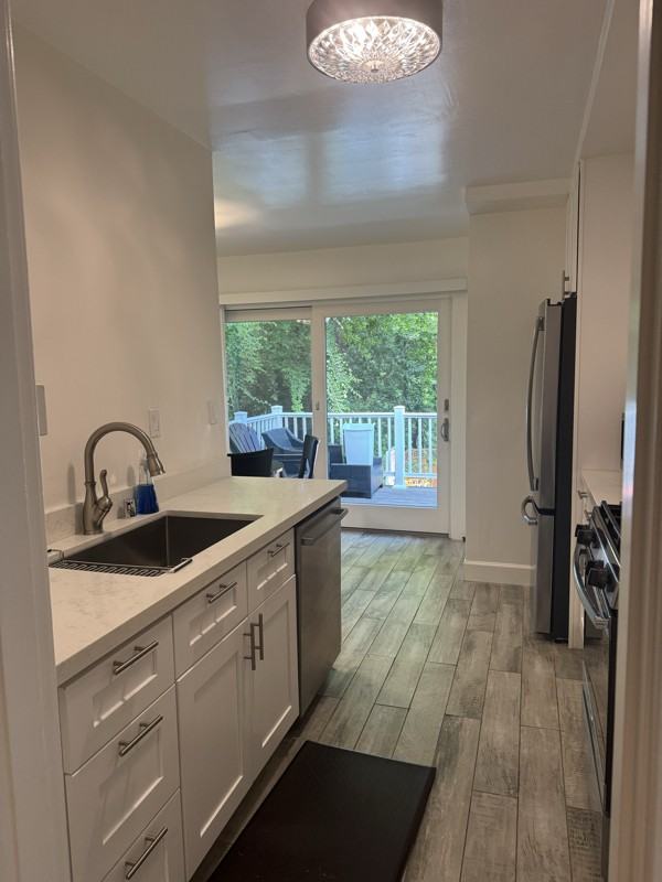 2141 Forest View Avenue #2 - Photo 7 of 27