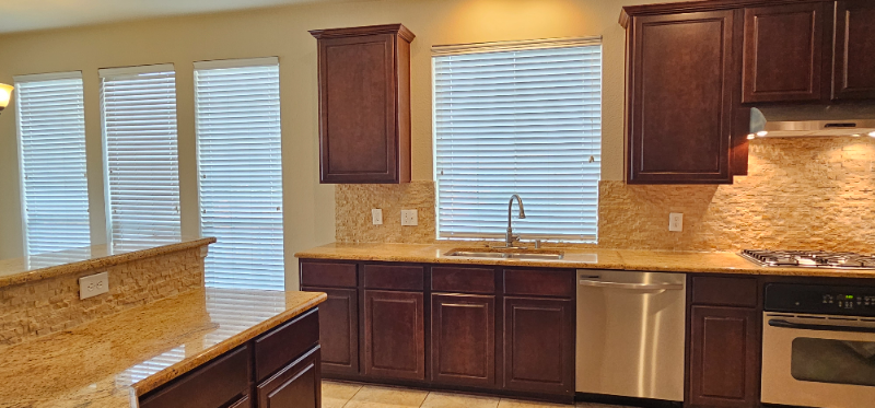 900 Hidden Springs Ct - Photo 3 of 20