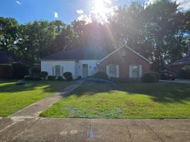 2230 Kingsbury Dr - Photo 1 of 1