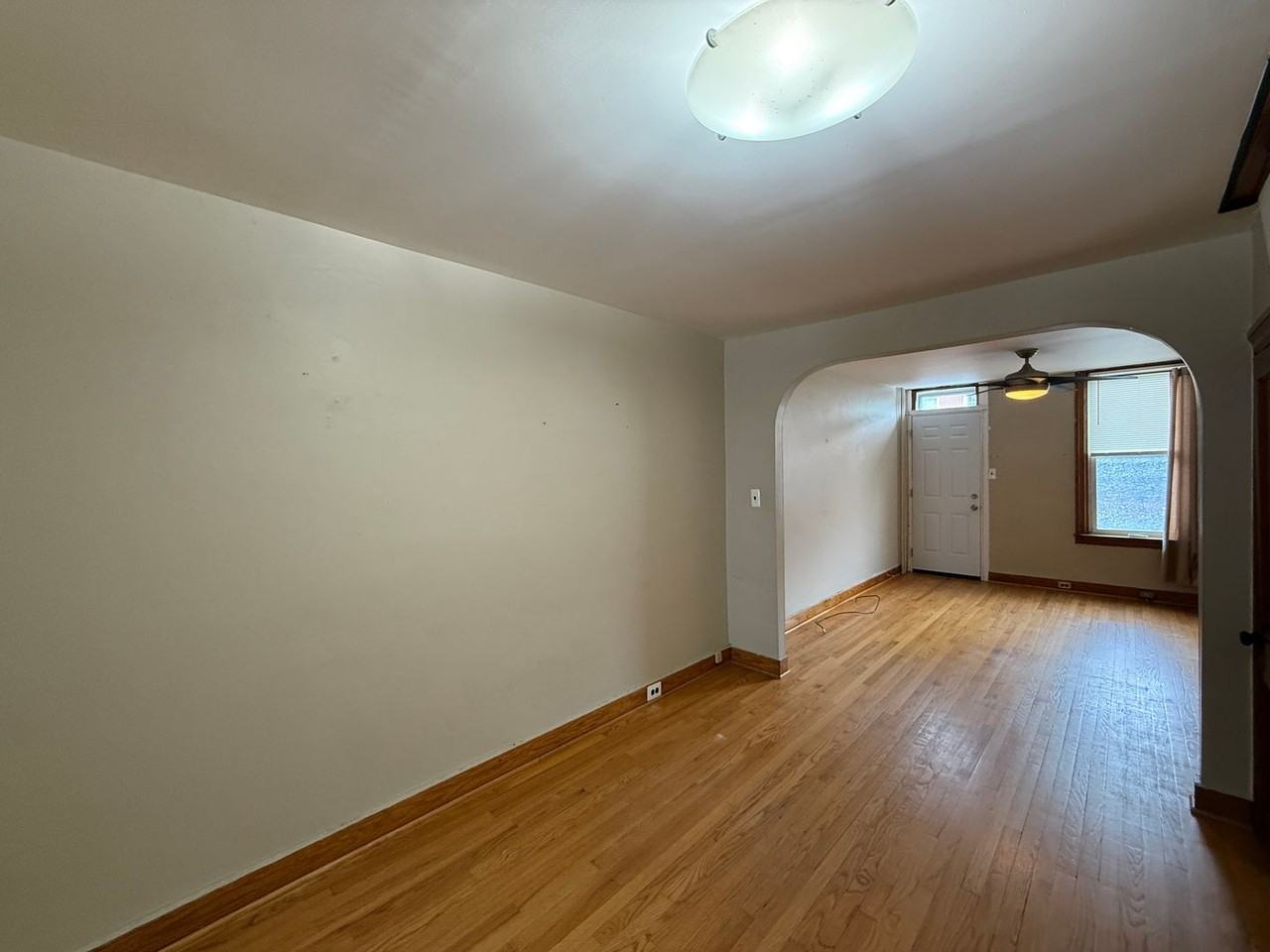1448 Andre St - Photo 5 of 20