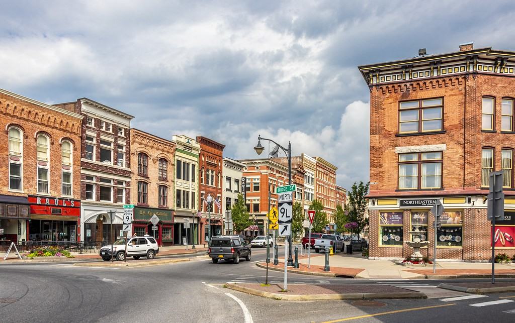 82 Orchard St #8 - Photo 4 of 4