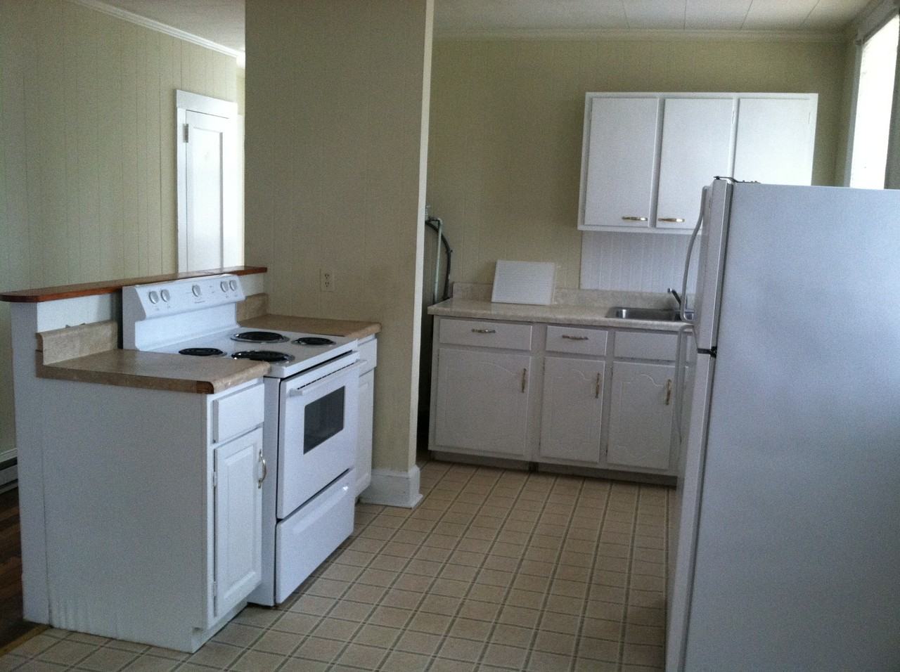 515 W Main St - Photo 3 of 3