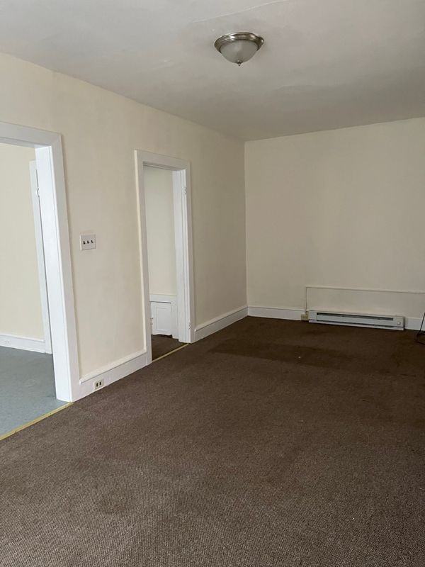 1139 Church St - Photo 3 of 9