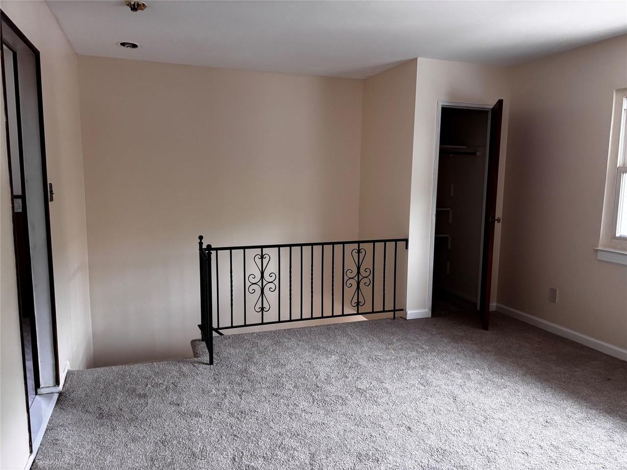 1333 Dickens St - Photo 3 of 11