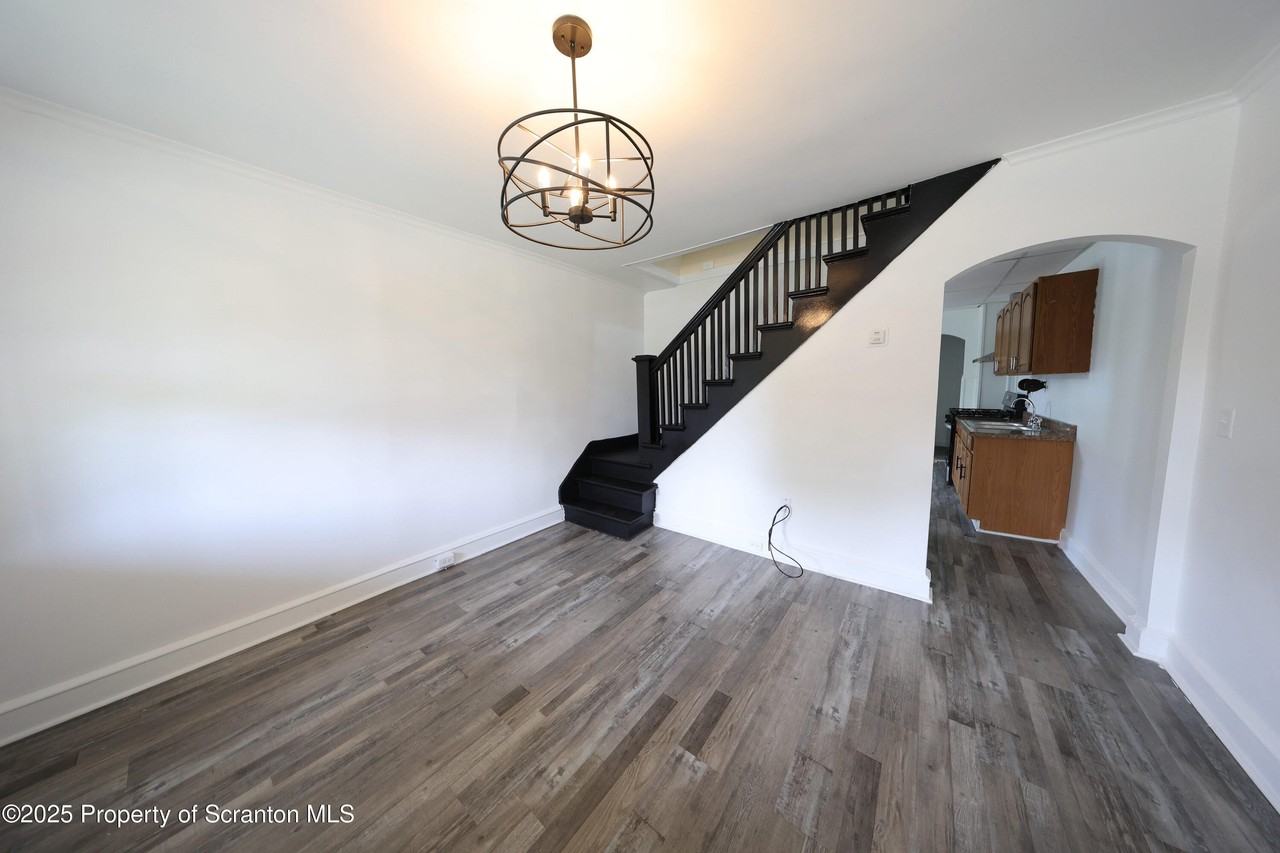 1726 Luzerne Street - Photo 6 of 12