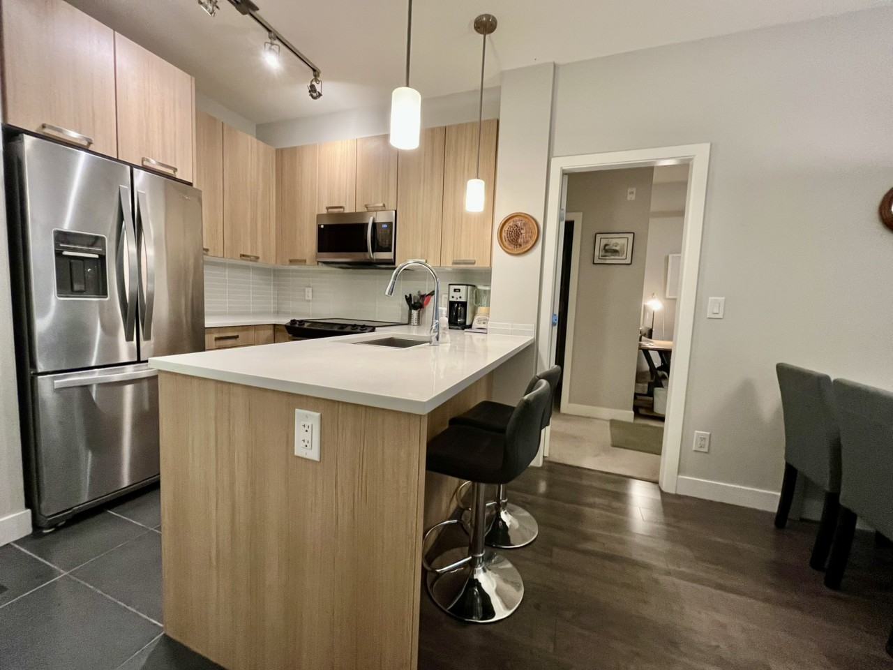 10455 154 Street #303 - Photo 3 of 19