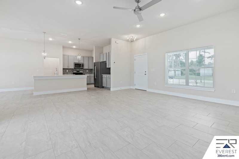 58 Bruce Ln - Photo 6 of 42