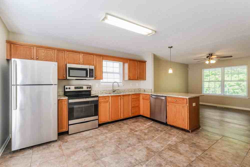 9407 Brown Austin Rd - Photo 5 of 16