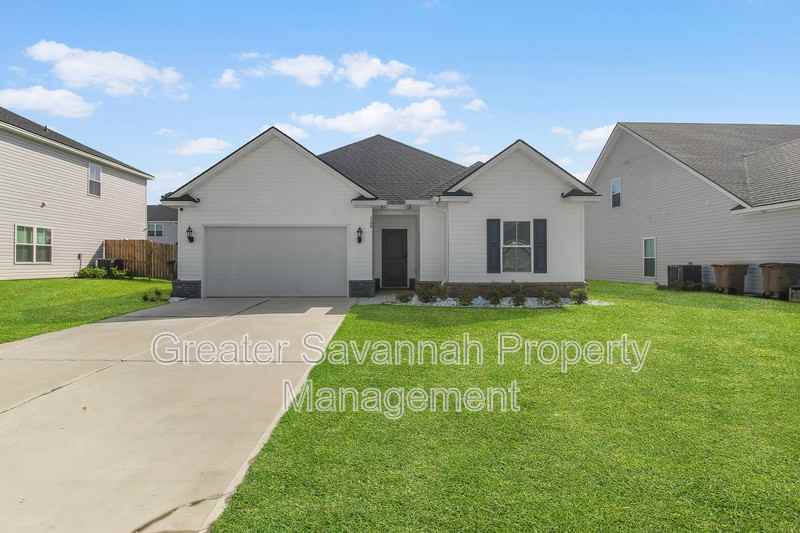 208 Alyssa Ave - Photo 2 of 40