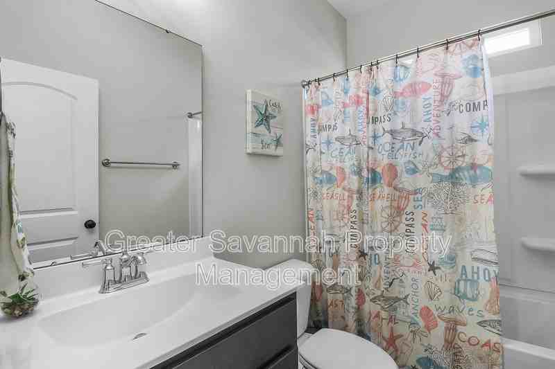 208 Alyssa Ave - Photo 7 of 40