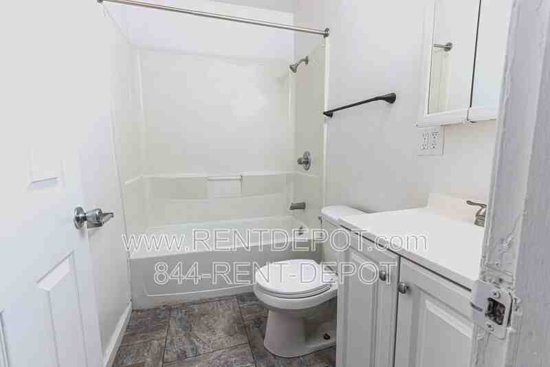 1621 Rheinhardt Ave - Photo 5 of 8
