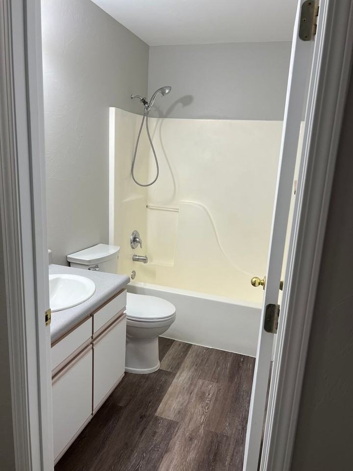 Redstone Group - 1101 W. Park - Photo 6 of 11