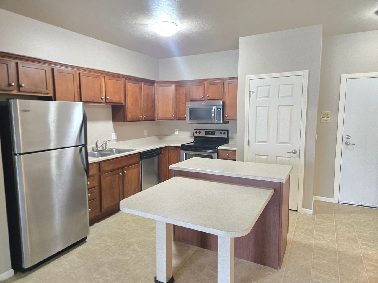 4612 E 15th - Photo 6 of 7