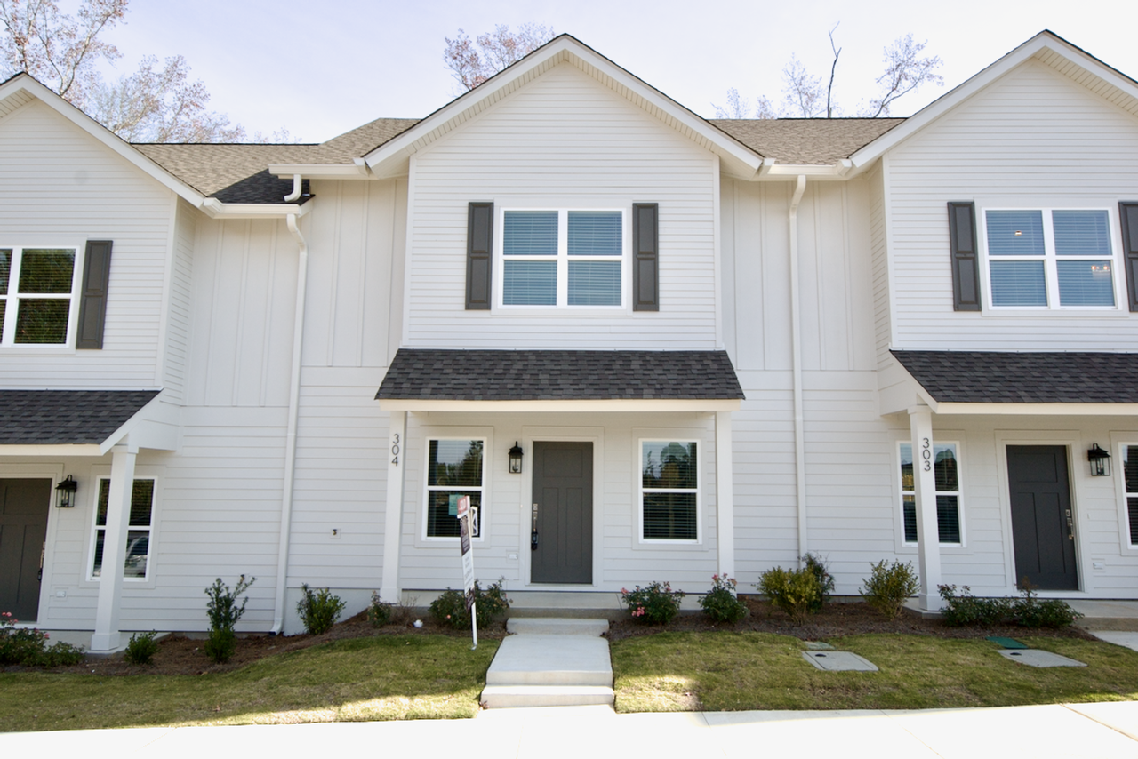 3260 Academy Dr #406