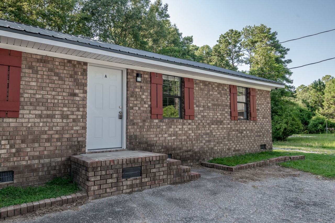 600 S Vyne St - Photo 6 of 10