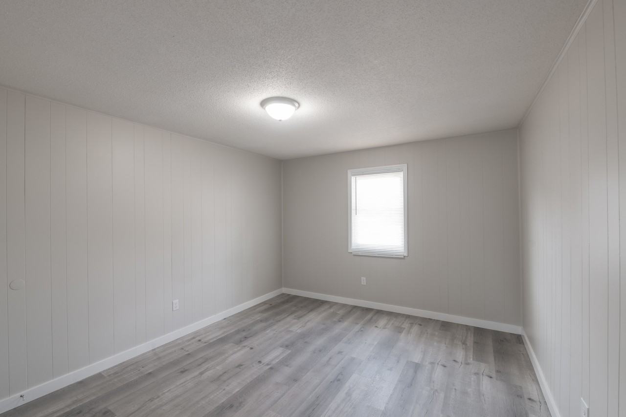 Cascade Ave - Photo 6 of 14