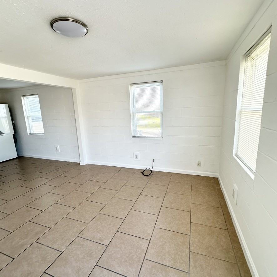 8724 Forshey St #A - Photo 3 of 10