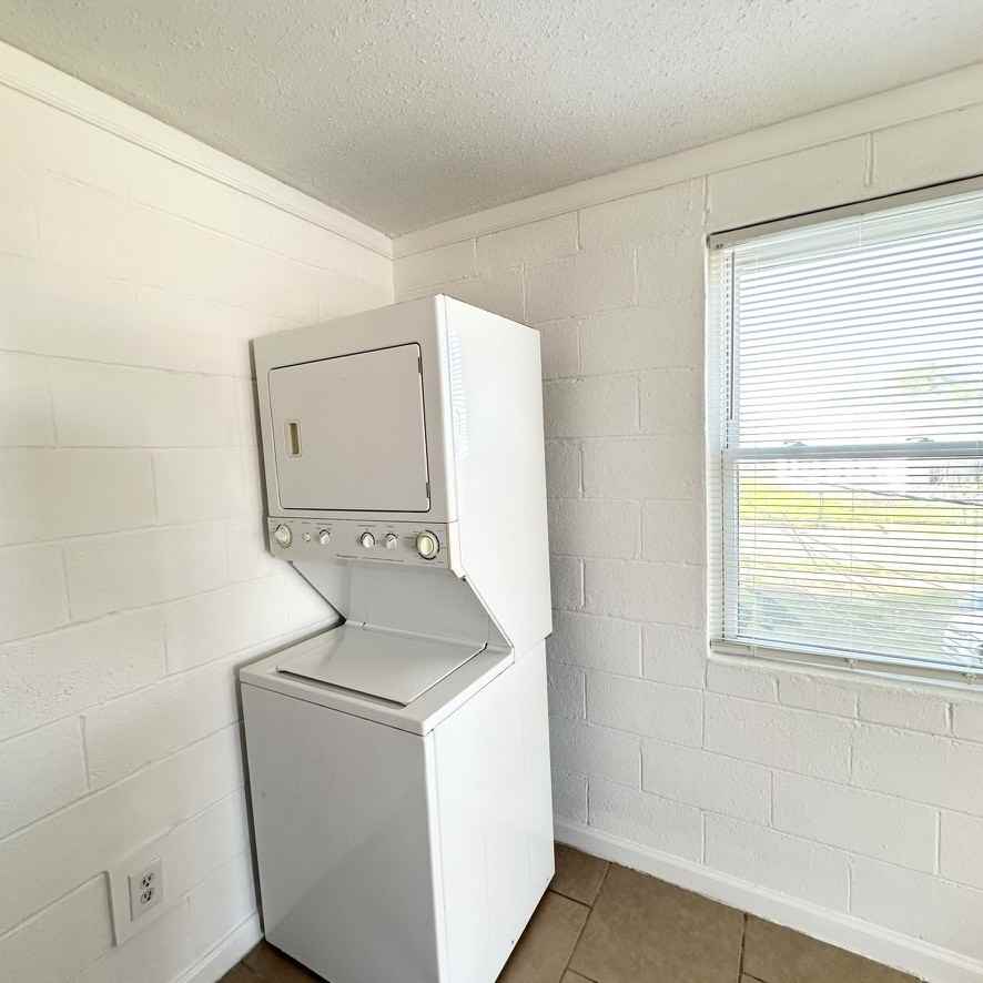 8724 Forshey St #A - Photo 5 of 10